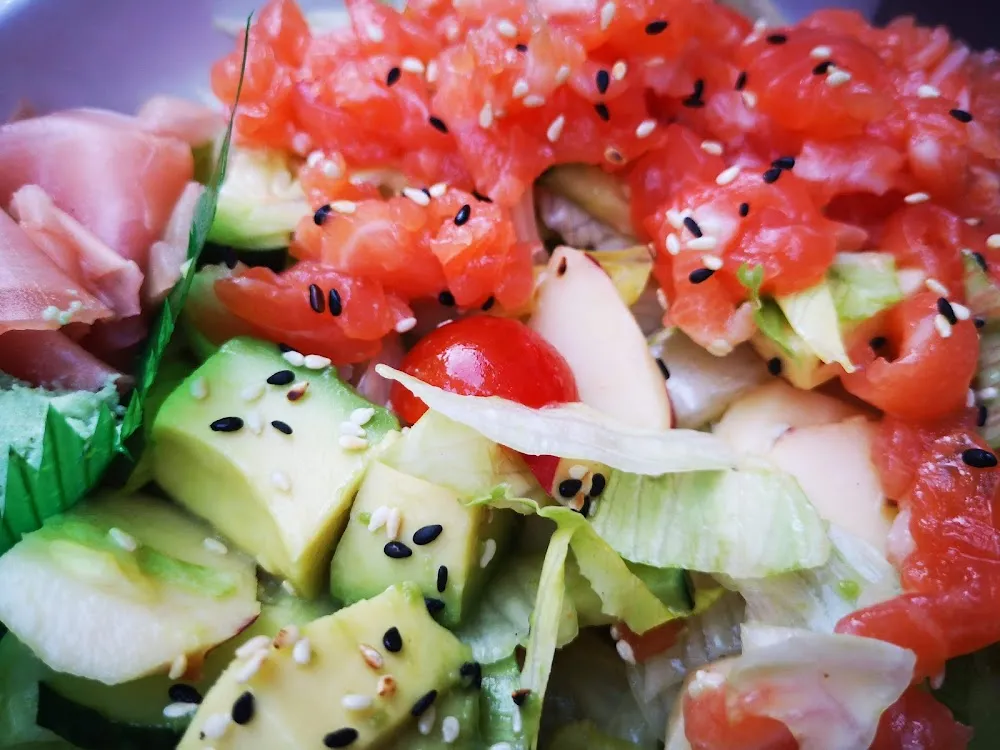 Salade de Choux Saumon Avocat